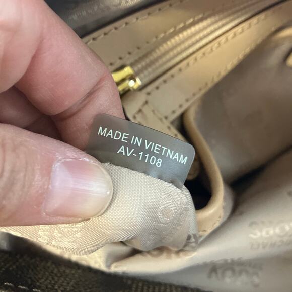 MCHAEL KORS, BROWN, TAN SIGNATURE PVC LETATHER SHOULDER BAG - Picture 16 of 16